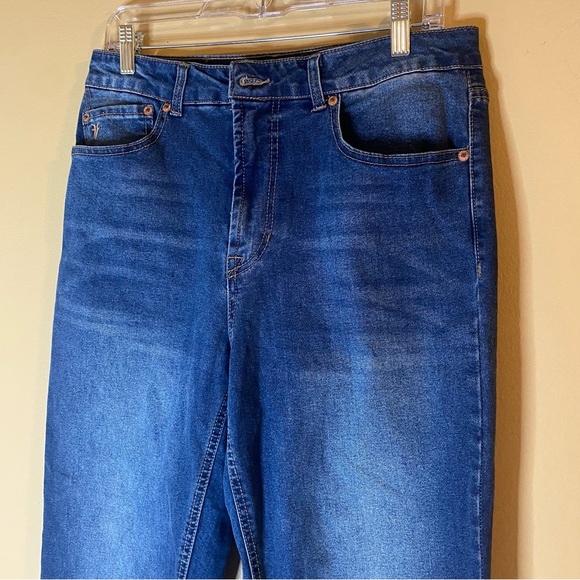 Frye Women’s Cuffed Cropped Jean Size 9/30 Dark Blue Denim - Picture 4 of 14